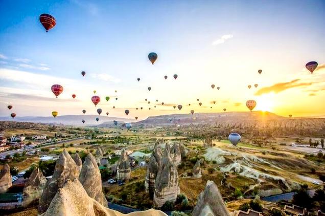 KAPADOKYA VADİLERİNDE GİZEMLİ YOLCULUK